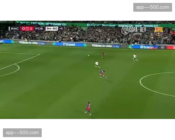 拉菲尼亚射门效率：巴萨边锋在巴列卡诺密集防守下的机会转化率问题